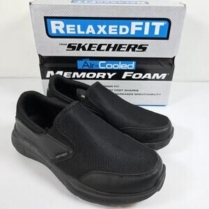 Men's Size 9 Athleisure Skechers Air Cooled Memory Foam Slip Wide Black
